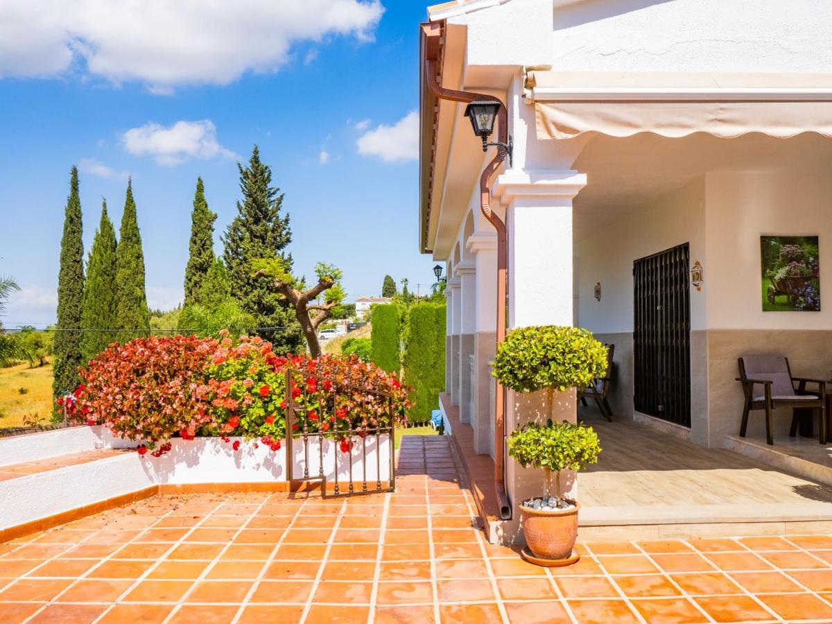Cubo'S Villa Esmeralda Alhaurin el Grande Luaran gambar