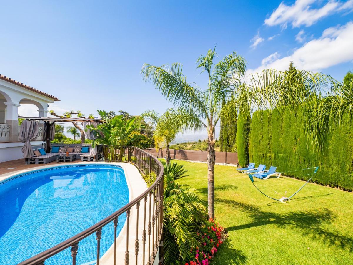 Cubo'S Villa Esmeralda Alhaurin el Grande Luaran gambar